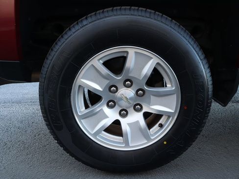 Used 2018 Chevrolet Silverado 1500 LT w/ All Star Edition image 31