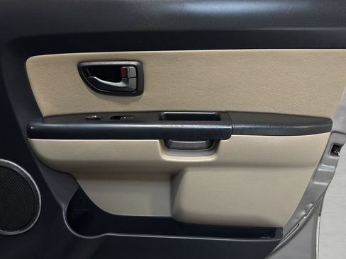 Used 2011 Kia Soul ! FWD image 9