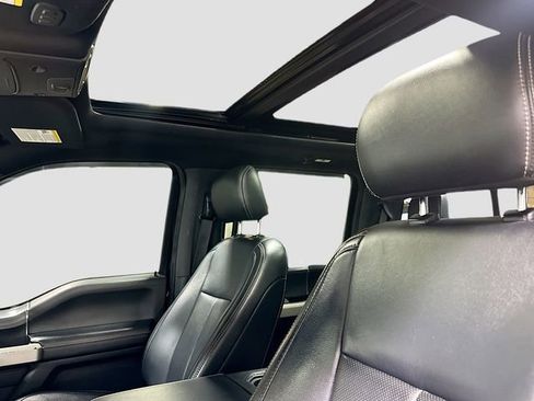 Used 2019 Ford F150 Lariat w/ Equipment Group 502A Luxury image 23