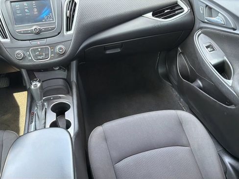 Used 2018 Chevrolet Malibu LS FWD image 60