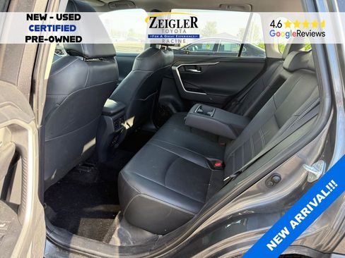 Used 2019 Toyota RAV4 Limited w/ Cold Weather Package AWD/4WD image 10