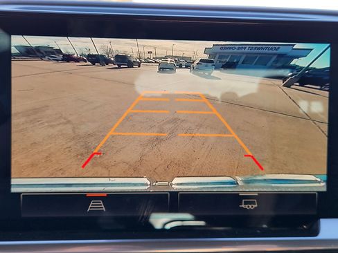 Used 2023 GMC Sierra 1500 Elevation w/ LPO, Elevation Black Package image 18