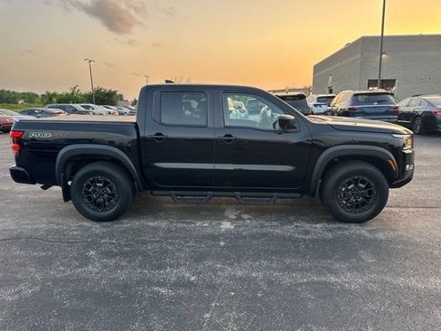 Used 2022 Nissan Frontier PRO-4X w/ Pro-4X Premium Package AWD/4WD image 2