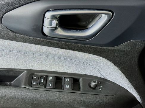 Used 2022 Jeep Compass Latitude w/ Sun and Sound Group AWD/4WD image 25