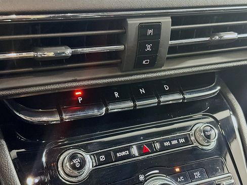 Used 2022 Lincoln Corsair FWD image 24