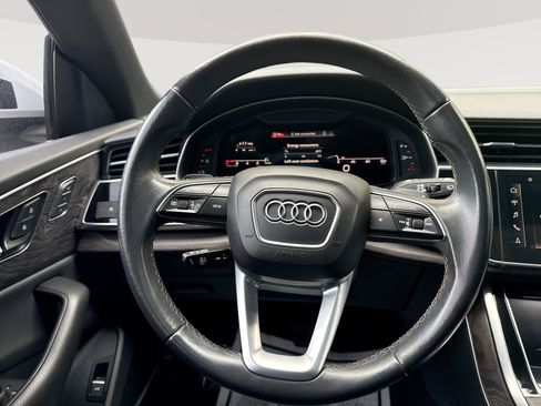 Used 2021 Audi Q8 Premium Plus w/ Premium Plus Package AWD/4WD image 11