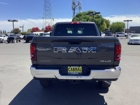Used 2025 RAM 2500 Big Horn AWD/4WD image 27