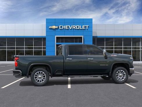New 2026 Chevrolet Silverado 2500 LTZ w/ LTZ Premium Package AWD/4WD image 6