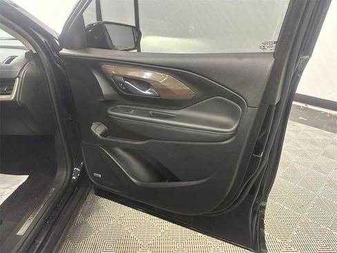 Used 2022 GMC Terrain Denali w/ Denali Premium Package image 16