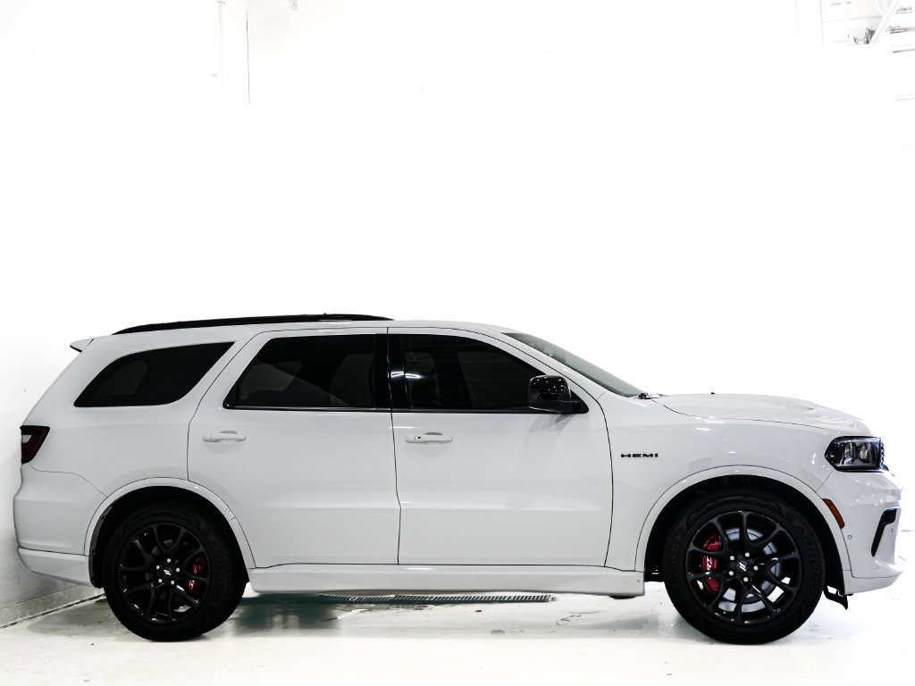 Used 2023 Dodge Durango R/T w/ Tow 'N Go Package AWD/4WD image 4