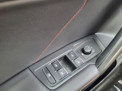 Used 2024 Volkswagen Tiguan Wolfsburg Edition FWD image 23