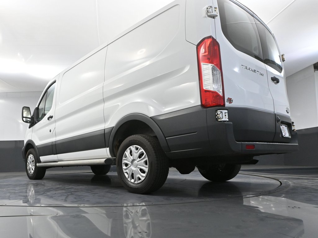 Used 2017 Ford Transit 250 130 Low Roof w/ Exterior Upgrade Package RWD image 38