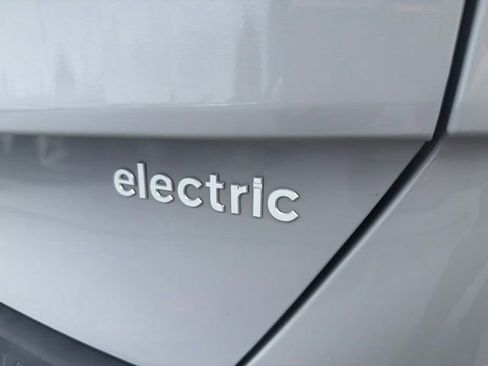 Used 2024 Hyundai Kona SEL FWD image 7