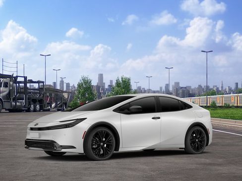 New 2027 Toyota Prius FWD image 2