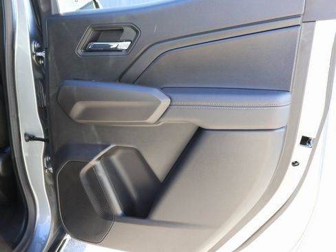 Used 2026 Chevrolet Colorado LT w/ Advanced Trailering Package image 11