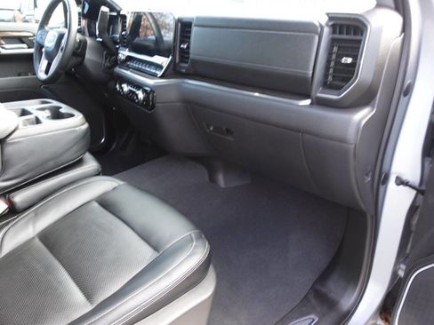 Used 2023 GMC Sierra 1500 Elevation image 37