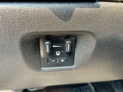 Used 2014 Chevrolet Silverado 2500 LTZ w/ LTZ Plus Package AWD/4WD image 4