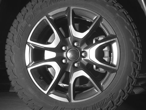 Used 2025 Jeep Compass Trailhawk AWD/4WD image 13