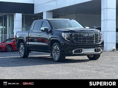 New 2026 GMC Sierra 1500 Denali Ultimate w/ LPO, Black Badging Package