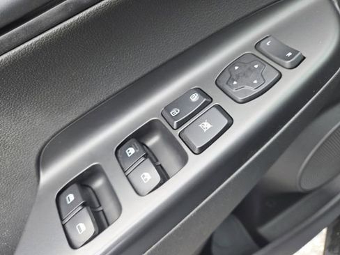 Used 2021 Hyundai Kona SEL image 8