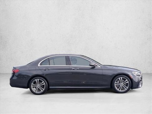 Used 2021 Mercedes-Benz E 350 4MATIC Sedan w/ Premium Package image 4