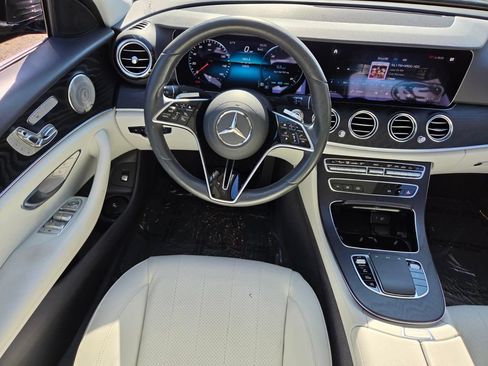 Used 2023 Mercedes-Benz E 450 4MATIC Sedan image 13