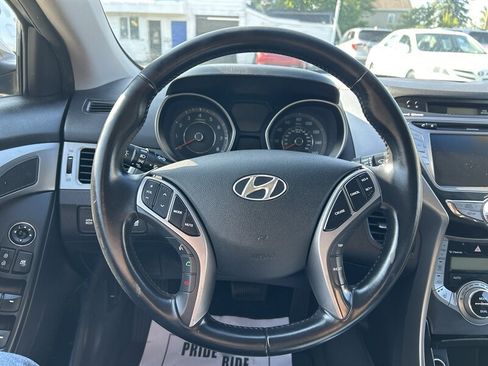 Used 2013 Hyundai Elantra Limited w/ Technology Pkg FWD image 14