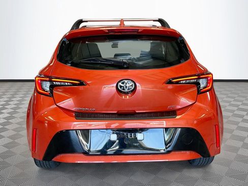 Used 2023 Toyota Corolla SE FWD image 6