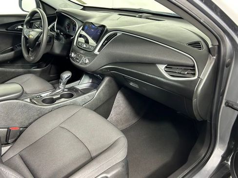 Used 2024 Chevrolet Malibu LS FWD image 8