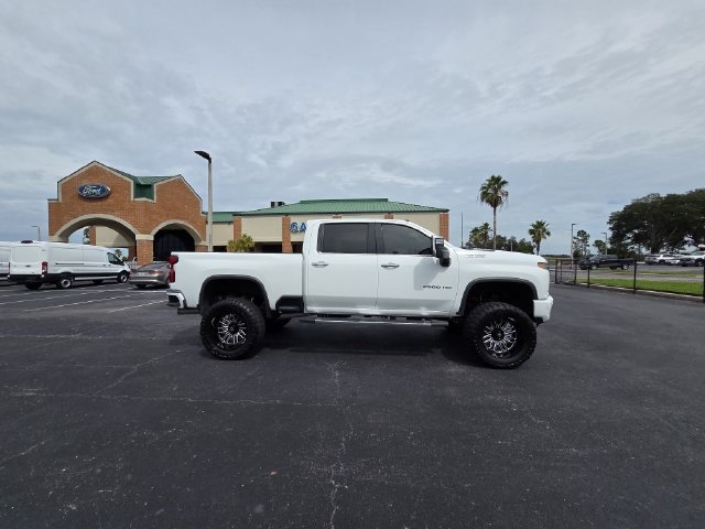 Used 2022 Chevrolet Silverado 2500 High Country w/ Z71 Off-Road Package AWD/4WD image 4