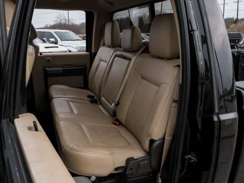Used 2012 Ford F250 Lariat w/ Chrome Pkg image 41