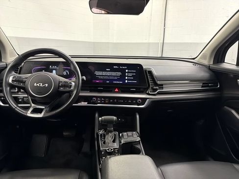 Certified 2025 Kia Sportage EX AWD/4WD image 14