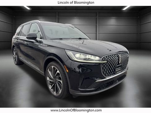 Certified 2025 Lincoln Aviator Reserve w/ Equipment Group 201A image 10