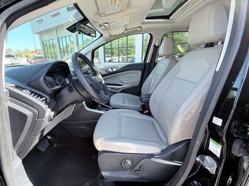 Used 2019 Ford EcoSport Titanium FWD image 20