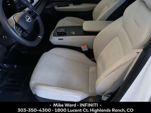 Used 2024 Nissan Ariya AWD image 6