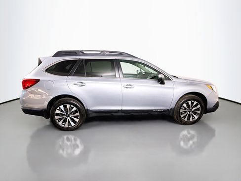 Used 2016 Subaru Outback 2.5i Limited image 11