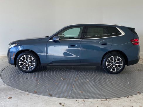 New 2026 BMW X3 xDrive30 w/ Convenience Package image 2