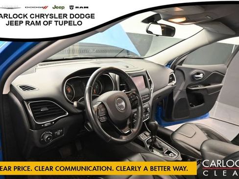 Used 2020 Jeep Cherokee Latitude Plus FWD image 16