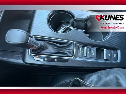 Used 2025 Honda Civic Sport image 22