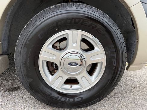 Used 2005 Ford Expedition Eddie Bauer RWD image 22