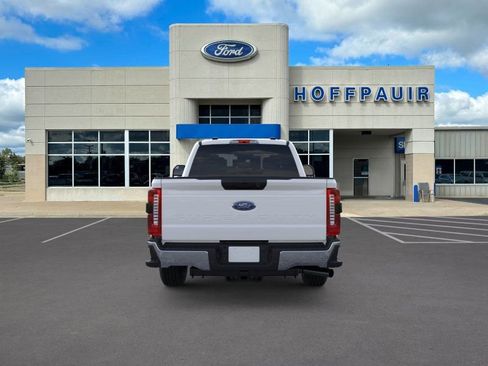 New 2026 Ford F250 XLT w/ XLT Premium Package RWD image 34