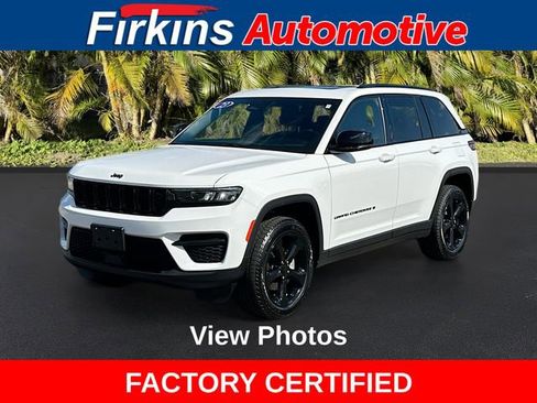 Used 2023 Jeep Grand Cherokee Altitude AWD/4WD image 1