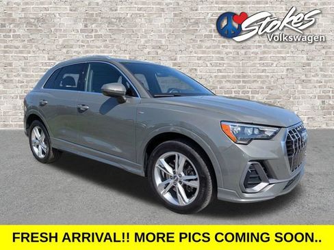 Used 2020 Audi Q3 2.0T Premium AWD/4WD image 2