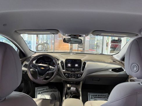 Used 2021 Chevrolet Malibu LS FWD image 20