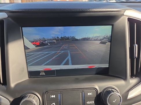 Used 2024 GMC Terrain SLT image 26