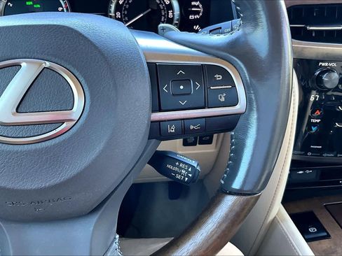 Used 2017 Lexus LX 570 4WD image 24