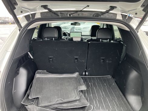 Used 2023 Ford Escape Platinum image 13