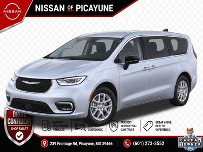 Used 2024 Chrysler Pacifica Touring-L