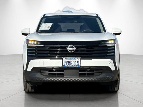 Used 2025 Nissan Kicks SV image 8