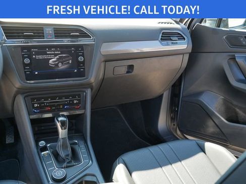 Certified 2023 Volkswagen Tiguan SE image 23